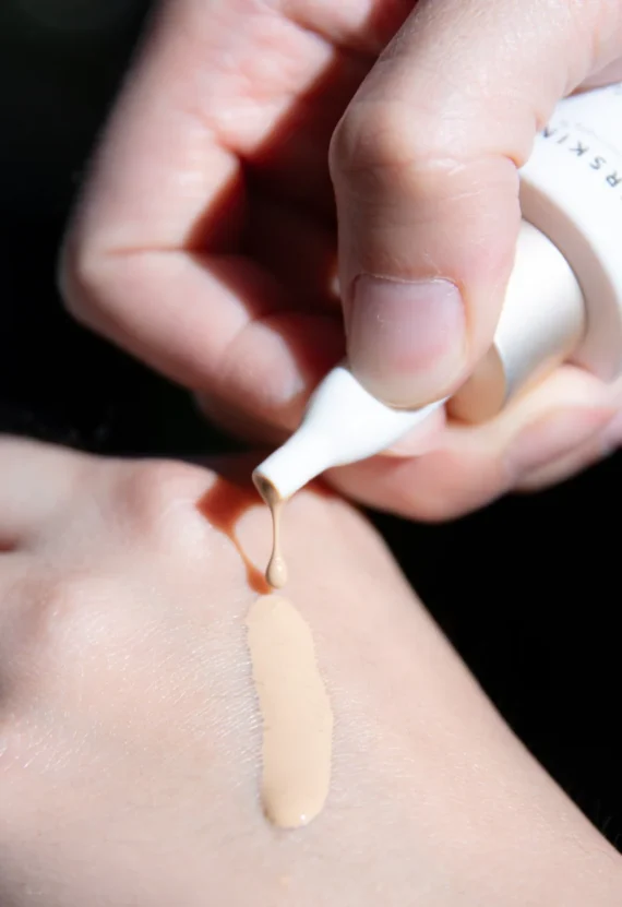 Universkin Serum Sonnenschutz SPF50+ – Bild 2